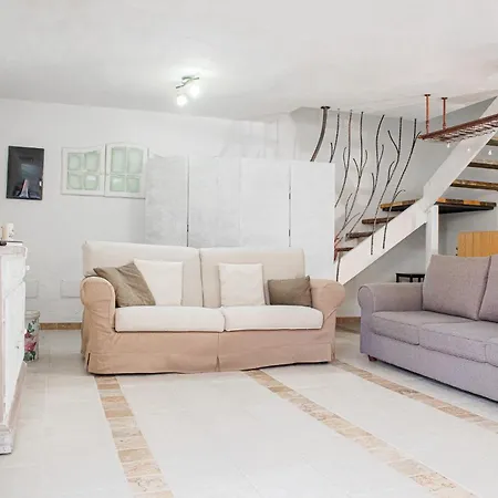 Zefiro House 3km Dal Mare Διαμέρισμα *