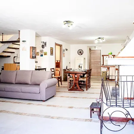 Διαμέρισμα Zefiro House 3km Dal Mare