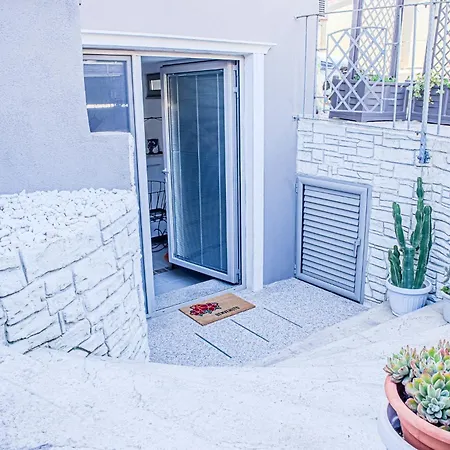 Διαμέρισμα Zefiro House 3km Dal Mare